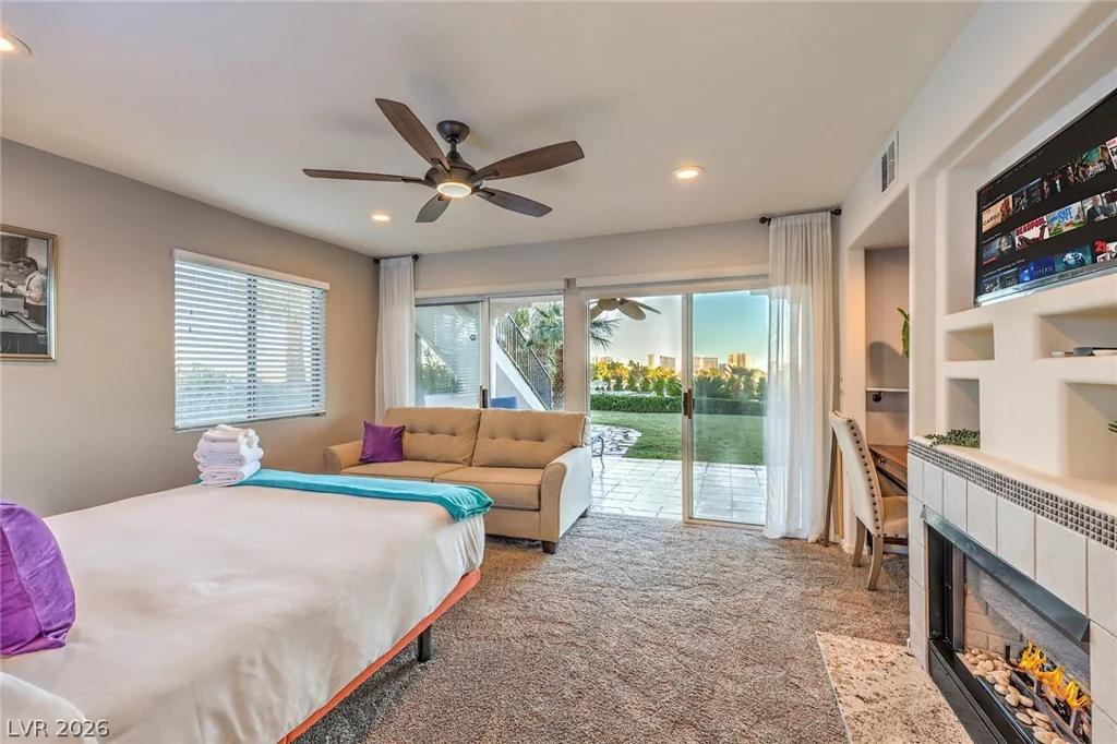 3624 Edmond, Las Vegas, NV 89103