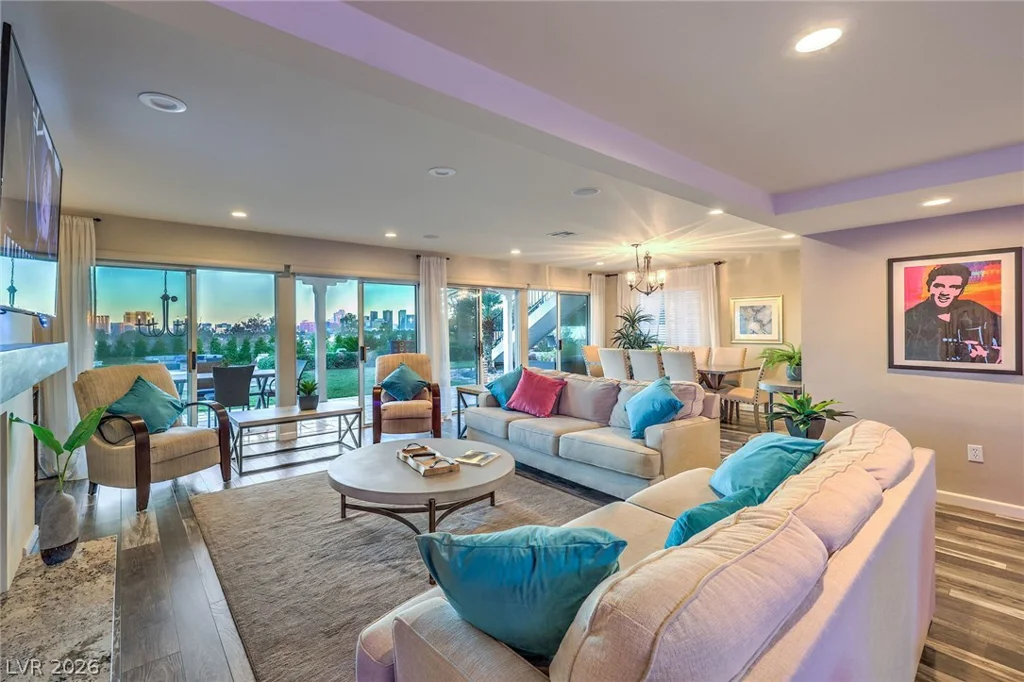 3624 Edmond, Las Vegas, NV 89103