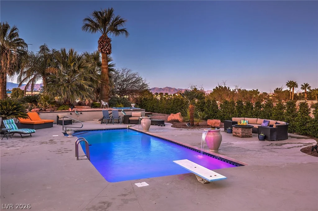 3624 Edmond, Las Vegas, NV 89103