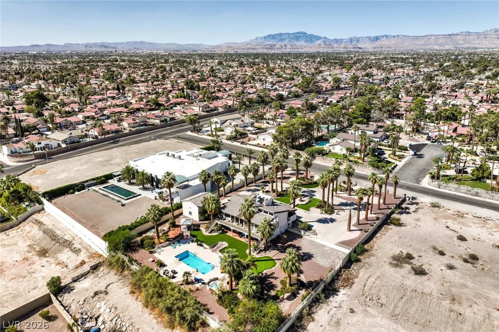 3624 Edmond, Las Vegas, NV 89103