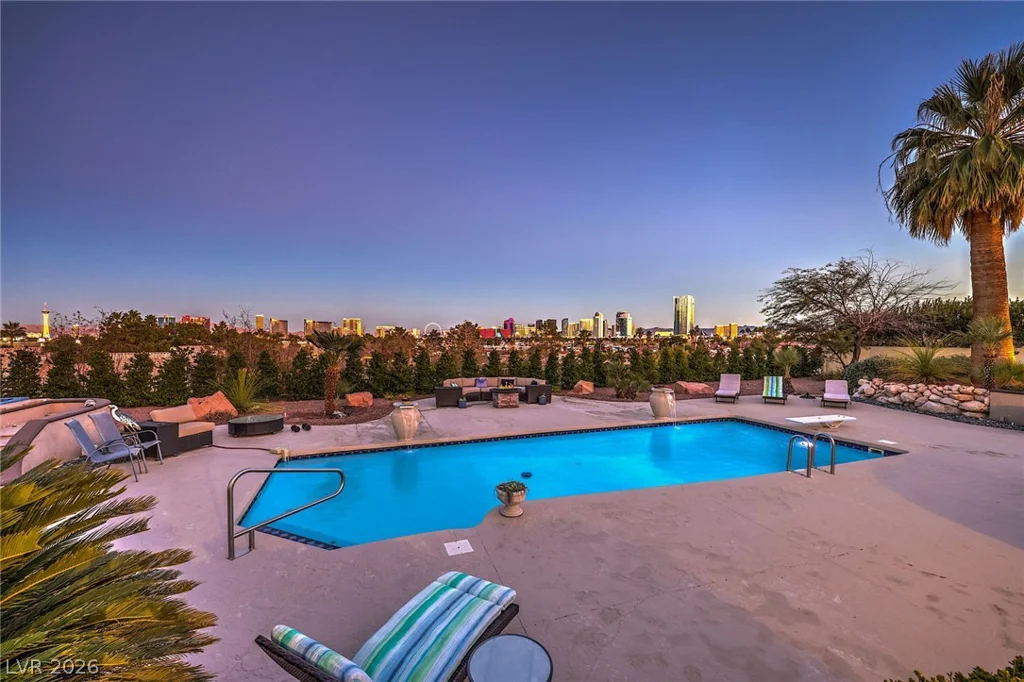 3624 Edmond, Las Vegas, NV 89103