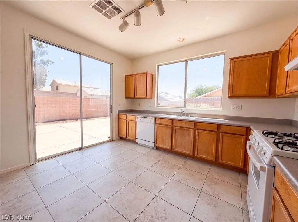 521 Quail Bird, Henderson, NV 89052