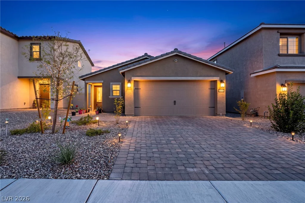 4215 Gold Desert, North Las Vegas, NV 89032