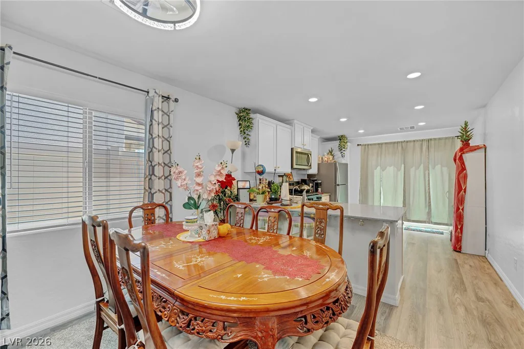 4215 Gold Desert, North Las Vegas, NV 89032