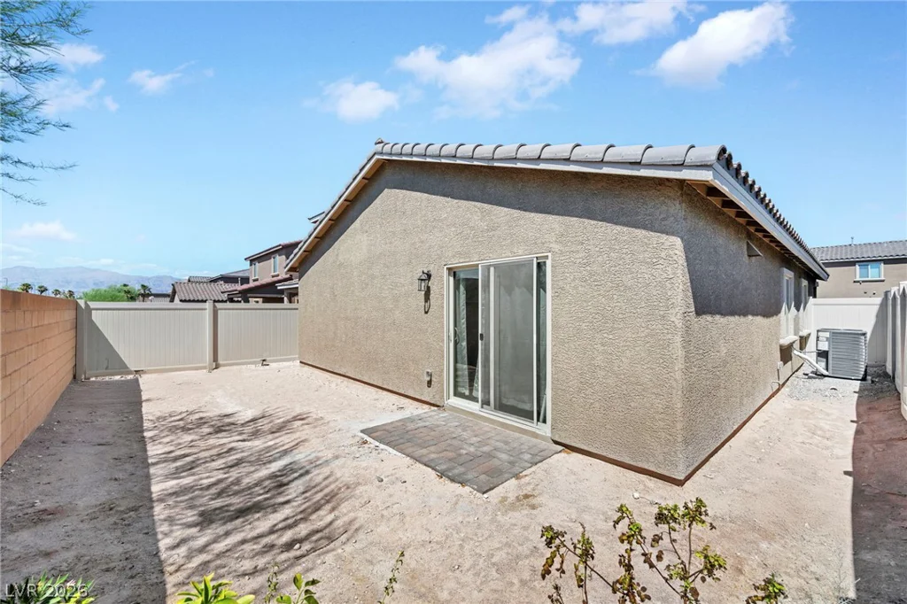 4215 Gold Desert, North Las Vegas, NV 89032