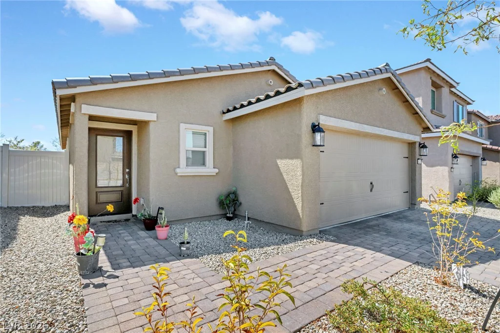 4215 Gold Desert, North Las Vegas, NV 89032