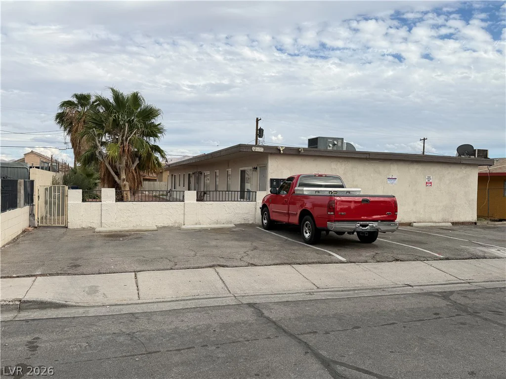 2252 Ellis, North Las Vegas, NV 89030