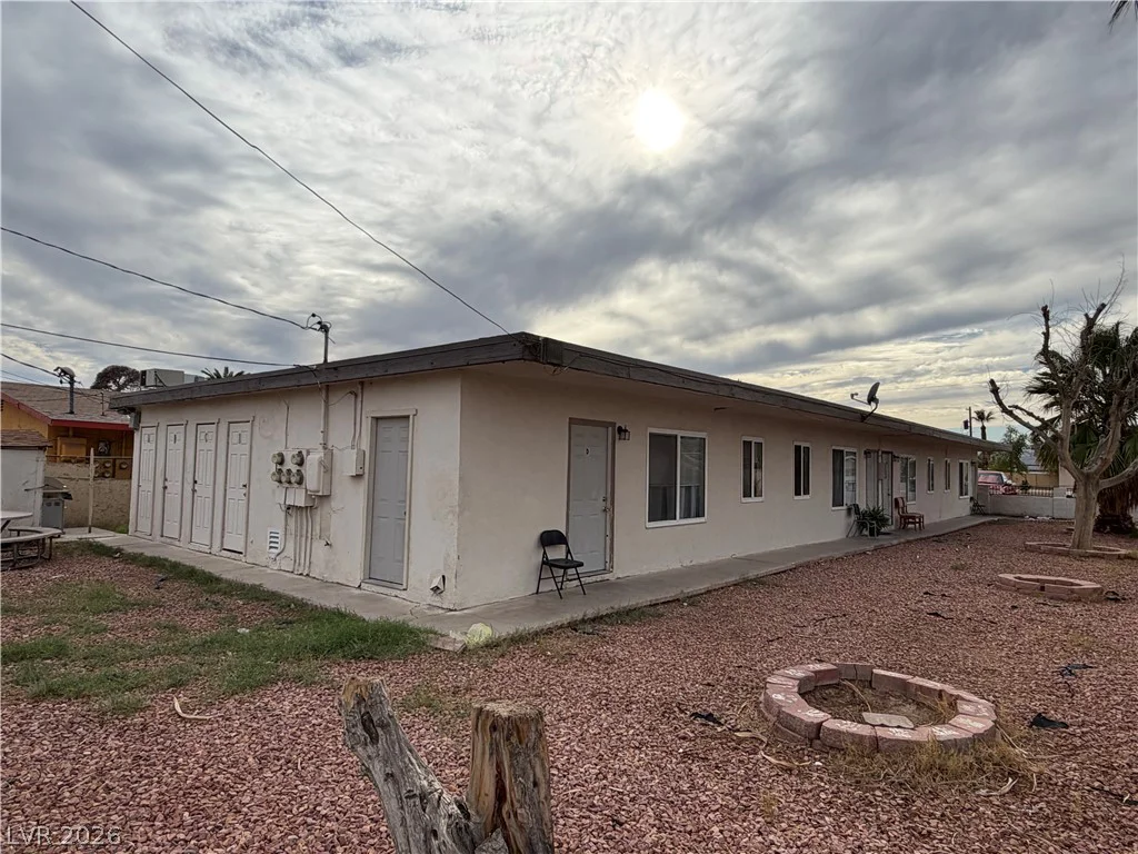2252 Ellis, North Las Vegas, NV 89030