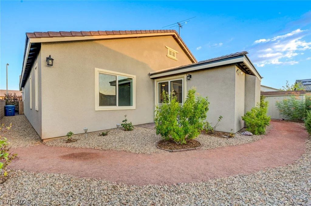 1167 Water, Henderson, NV 89011