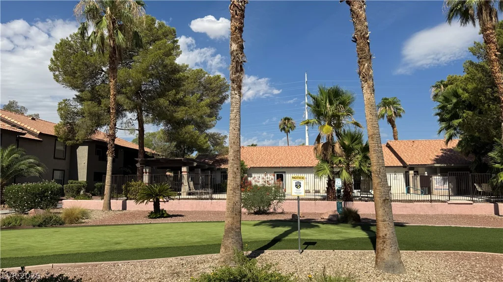 2606 Durango, Las Vegas, NV 89117