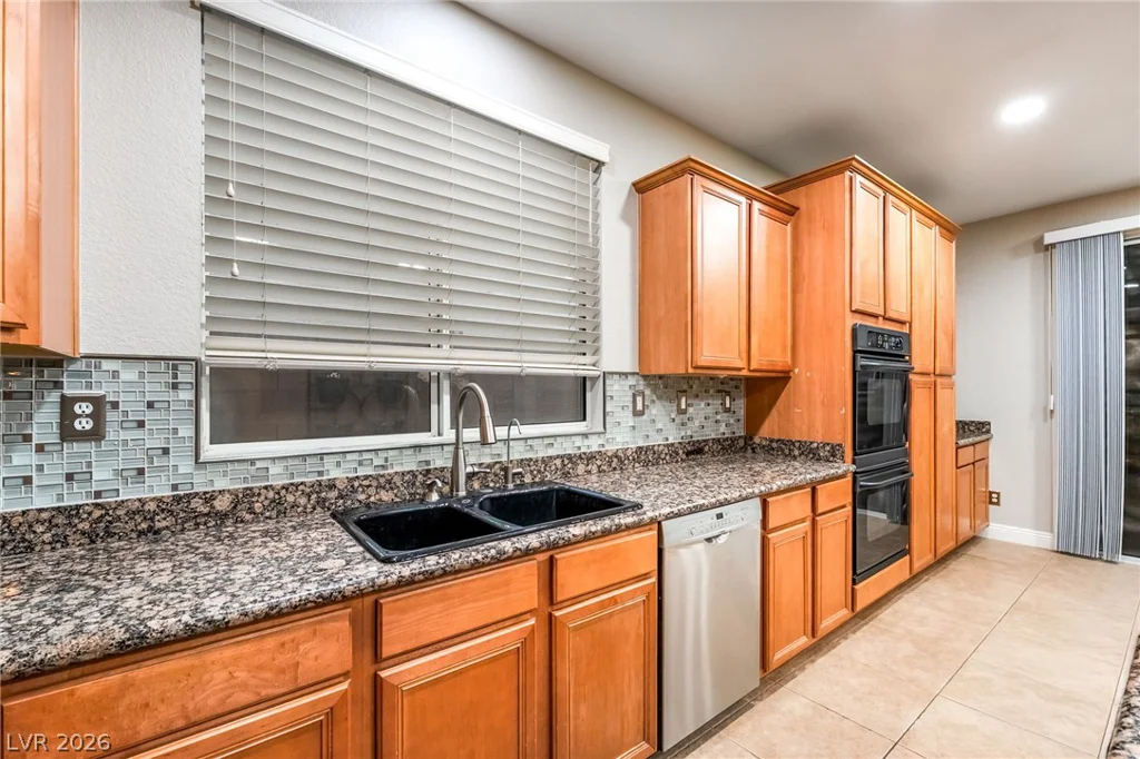 957 Buffalo River, Henderson, NV 89002