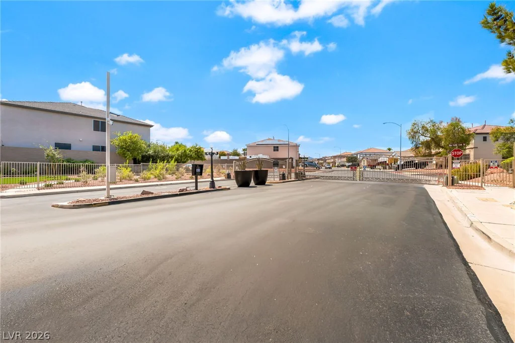 957 Buffalo River, Henderson, NV 89002