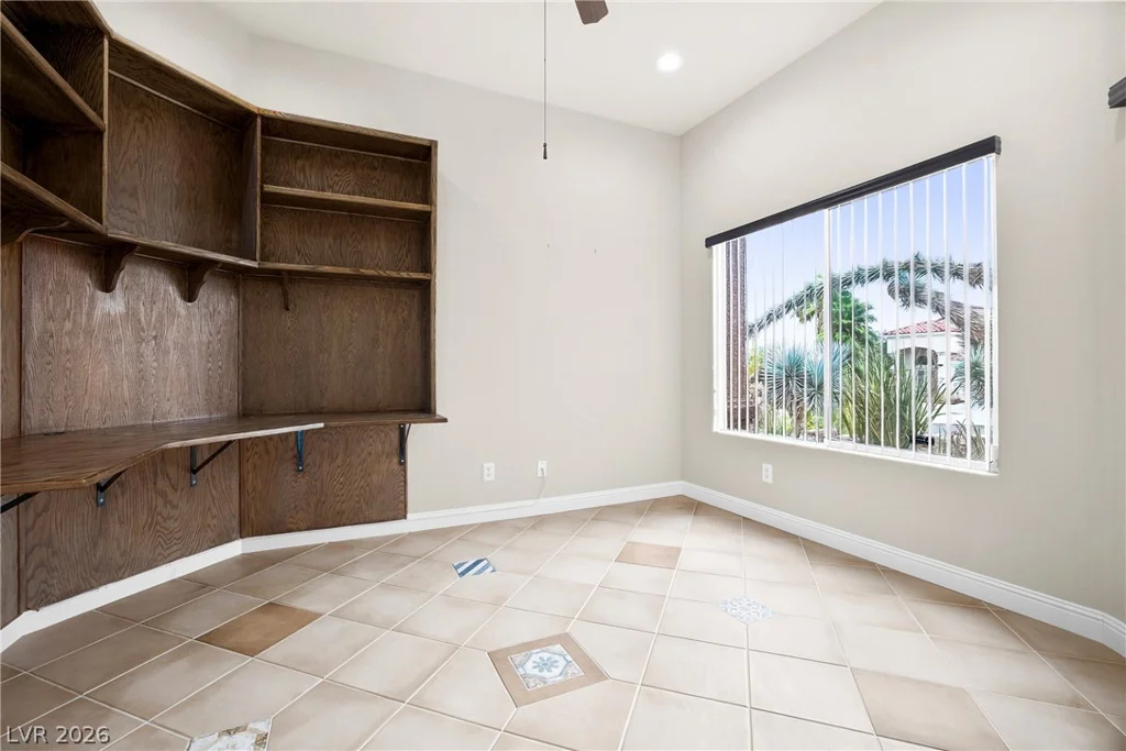 824 Sandsprings, Henderson, NV 89011