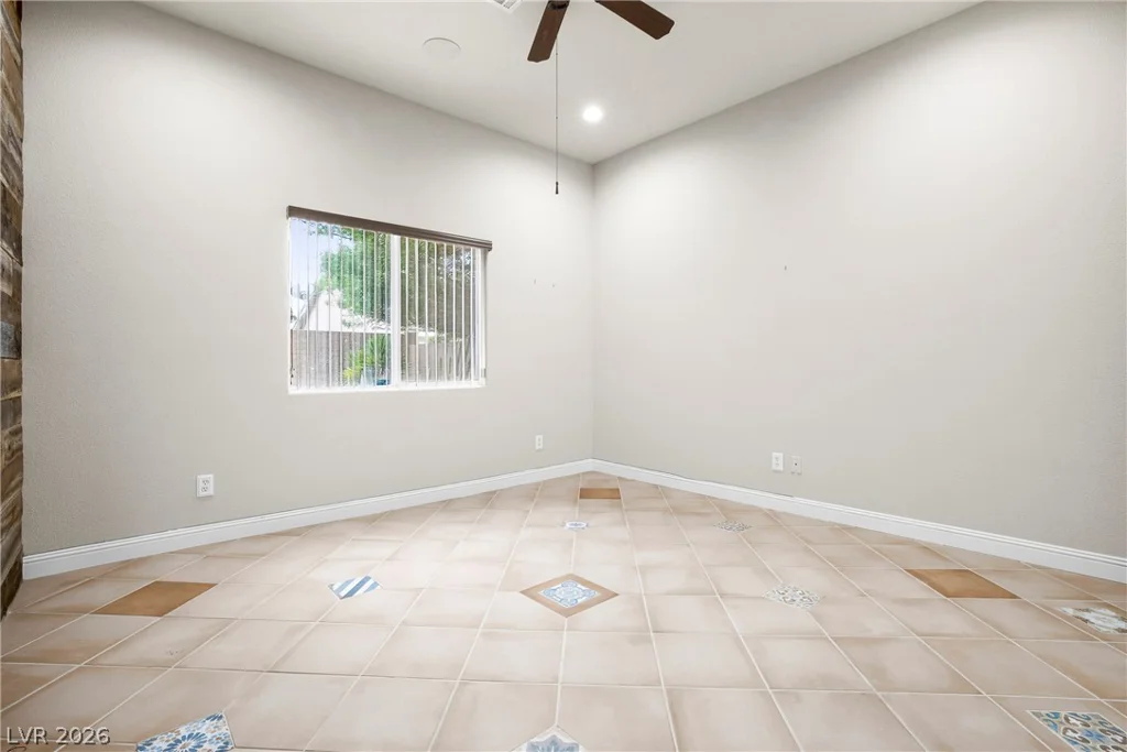 824 Sandsprings, Henderson, NV 89011