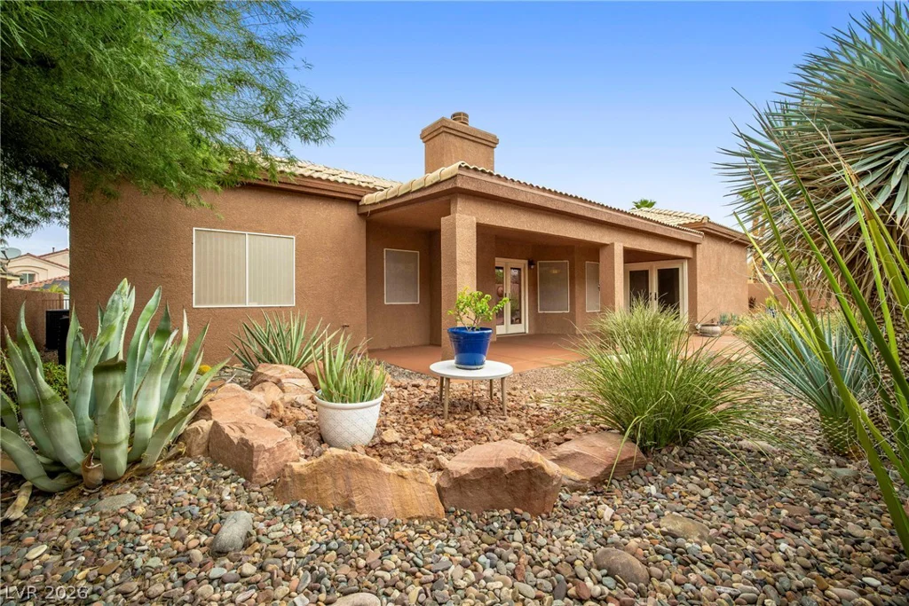 824 Sandsprings, Henderson, NV 89011