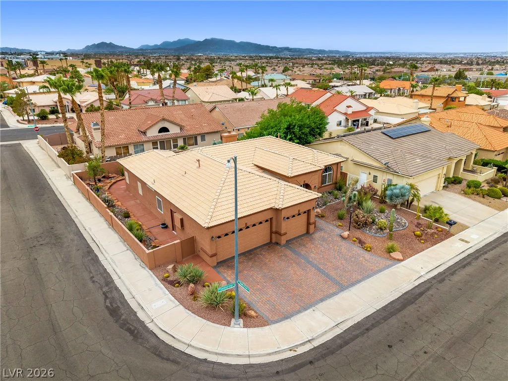 824 Sandsprings, Henderson, NV 89011