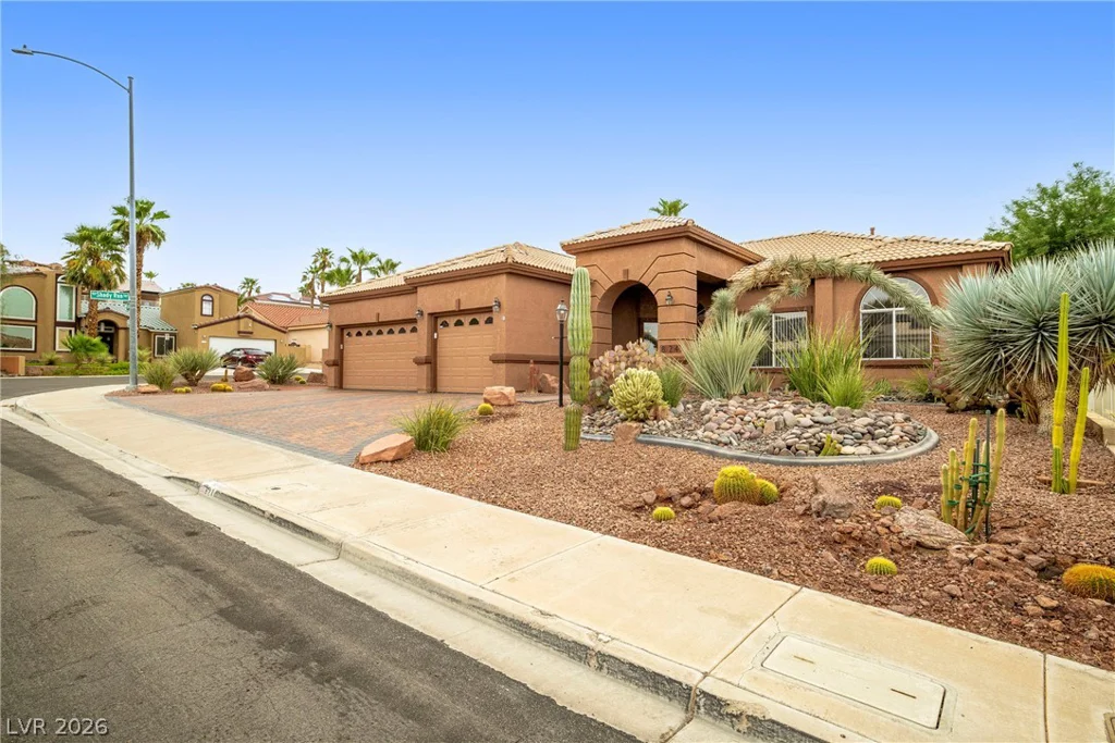 824 Sandsprings, Henderson, NV 89011