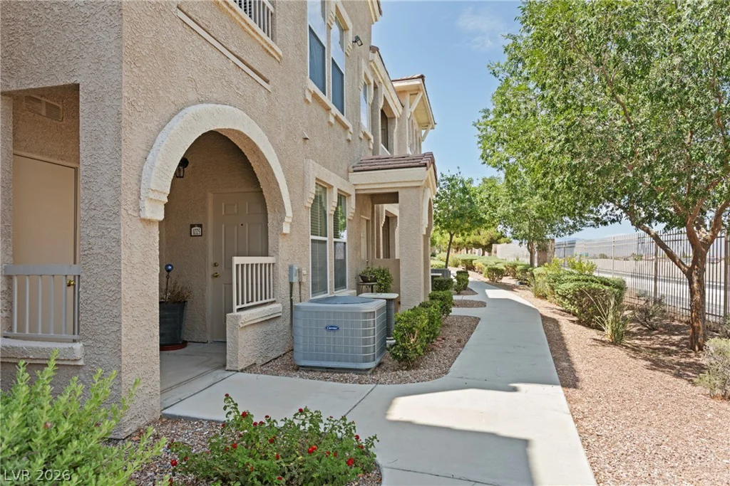 10550 Alexander, Las Vegas, NV 89129