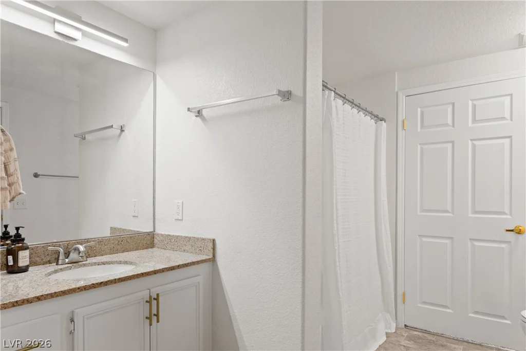 10550 Alexander, Las Vegas, NV 89129
