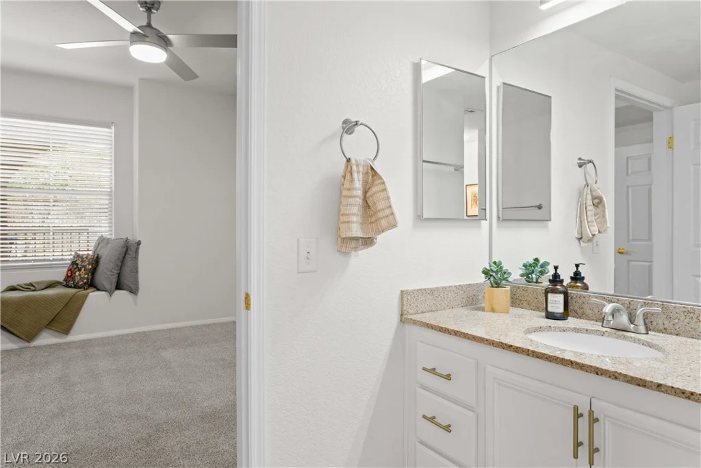 10550 Alexander, Las Vegas, NV 89129