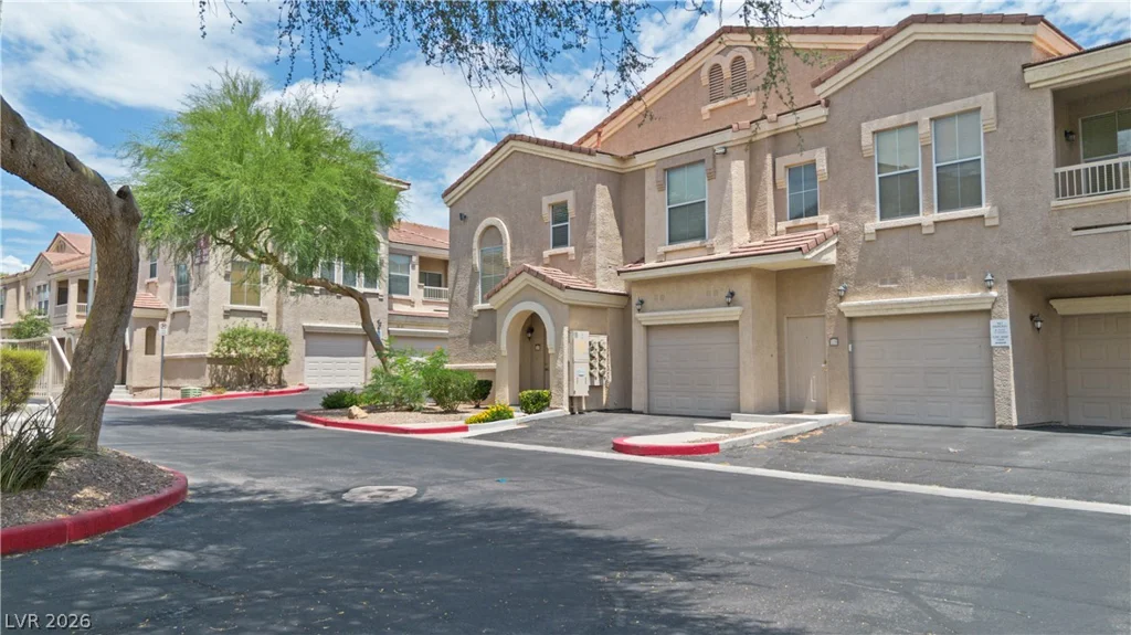 10550 Alexander, Las Vegas, NV 89129