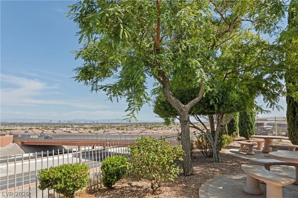 10550 Alexander, Las Vegas, NV 89129