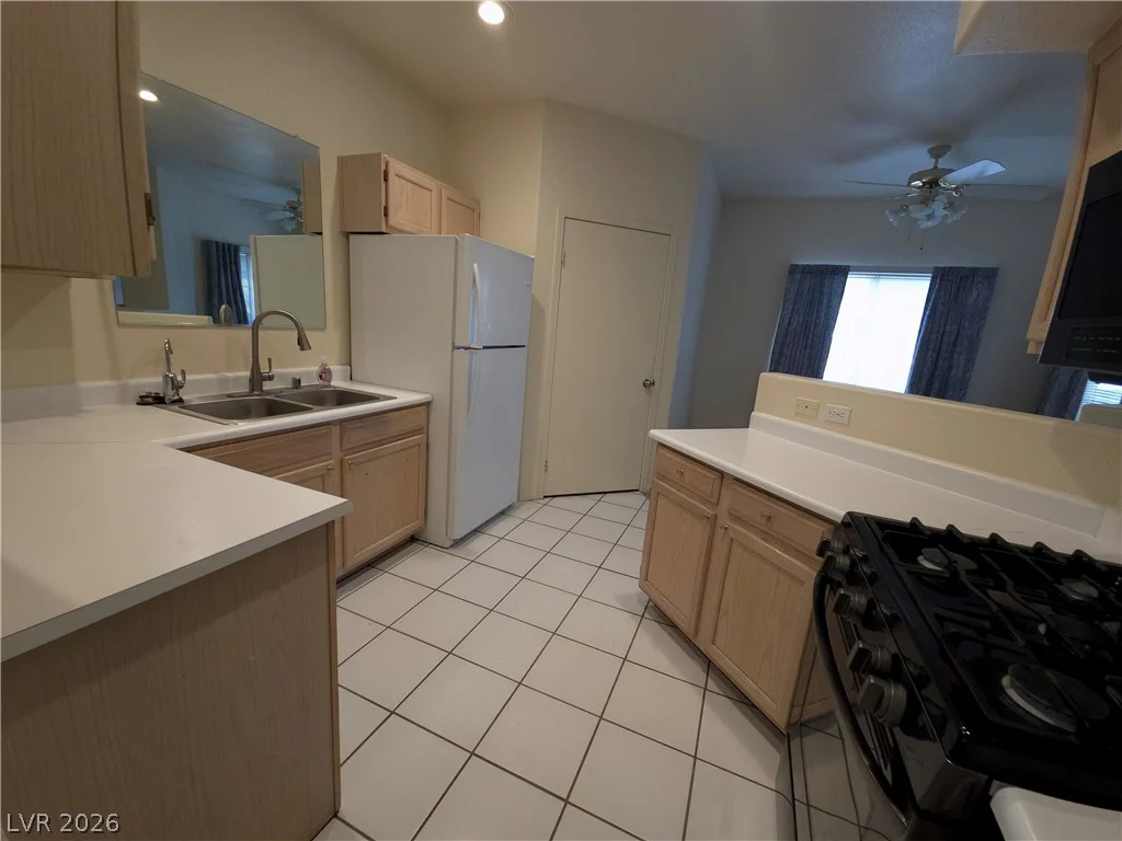 9000 Las Vegas, Las Vegas, NV 89123