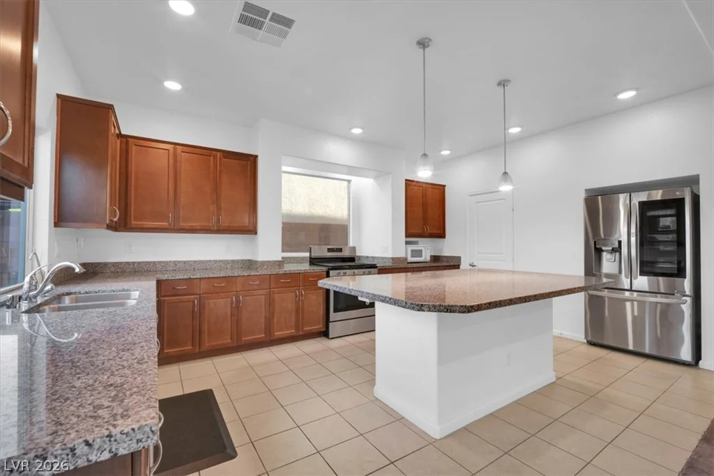 8046 Noble Ridge, Las Vegas, NV 89139