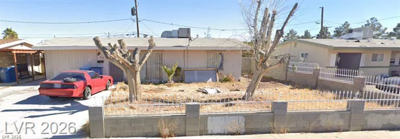 910 Magnolia, Las Vegas, NV 89108