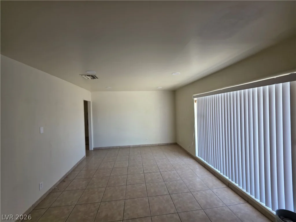 910 Magnolia, Las Vegas, NV 89108