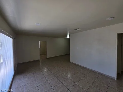 910 Magnolia, Las Vegas, NV 89108