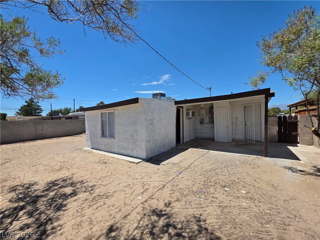 910 Magnolia, Las Vegas, NV 89108