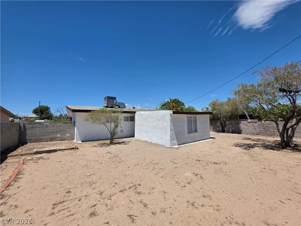 910 Magnolia, Las Vegas, NV 89108