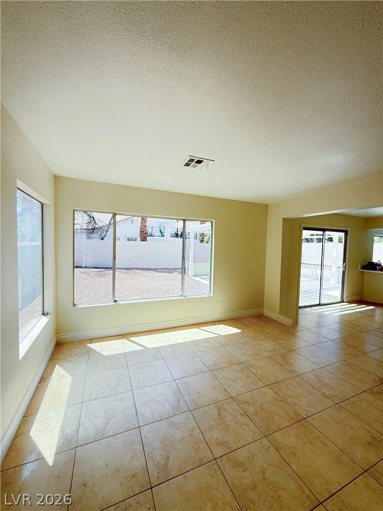 1497 Flintrock, Henderson, NV 89014