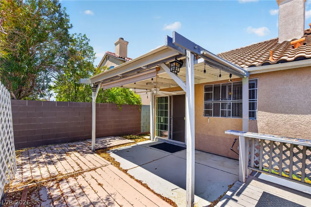 4566 New Dupell, Las Vegas, NV 89147