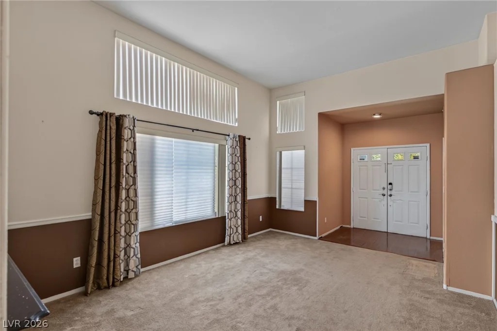 4566 New Dupell, Las Vegas, NV 89147