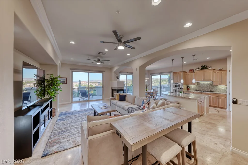 40 Luce Del Sole, Henderson, NV 89011