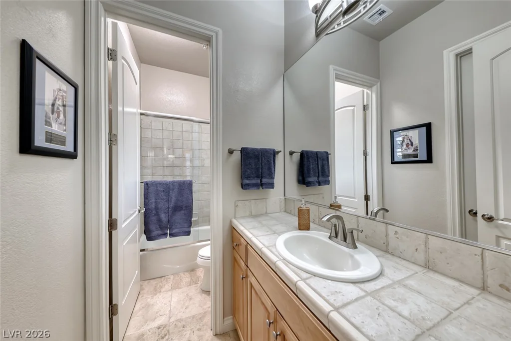 40 Luce Del Sole, Henderson, NV 89011