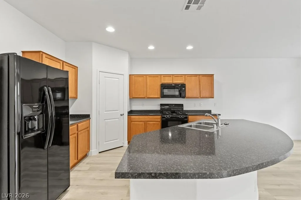 3644 Gainsville, Las Vegas, NV 89129
