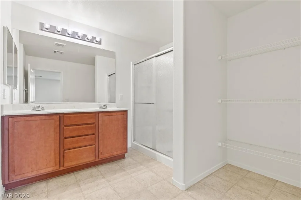 3644 Gainsville, Las Vegas, NV 89129