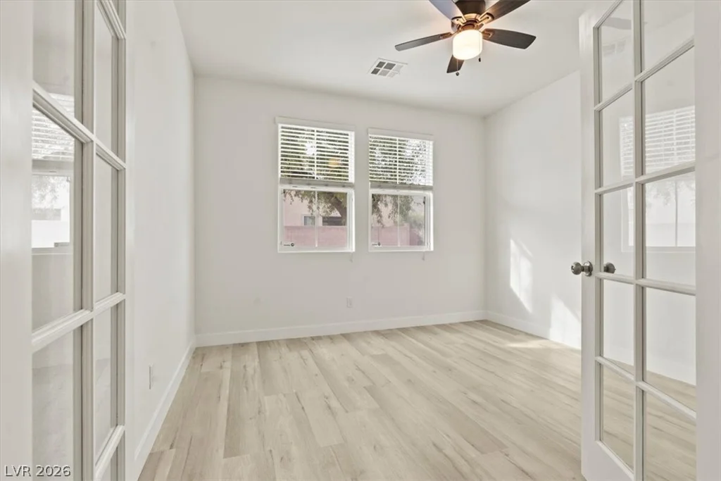 3644 Gainsville, Las Vegas, NV 89129