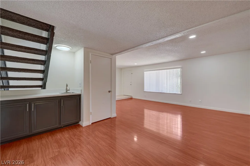 4649 Michillinda, Las Vegas, NV 89121
