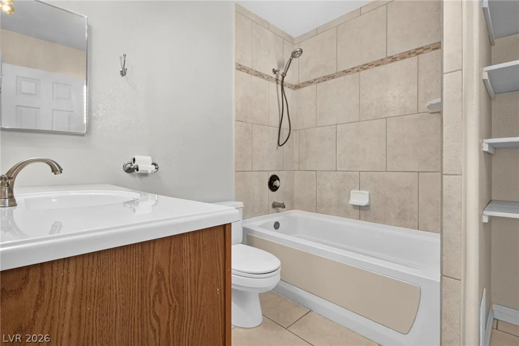 381 Papaya, Henderson, NV 89015