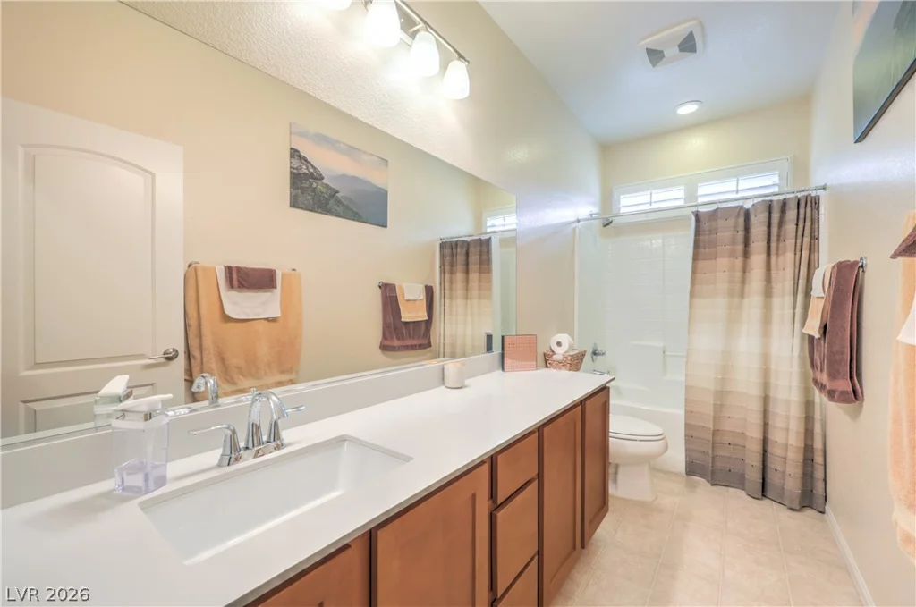 6426 Emerson Gardens, Las Vegas, NV 89166