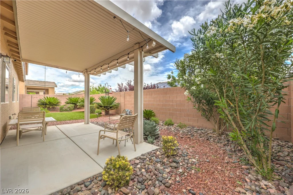 6426 Emerson Gardens, Las Vegas, NV 89166