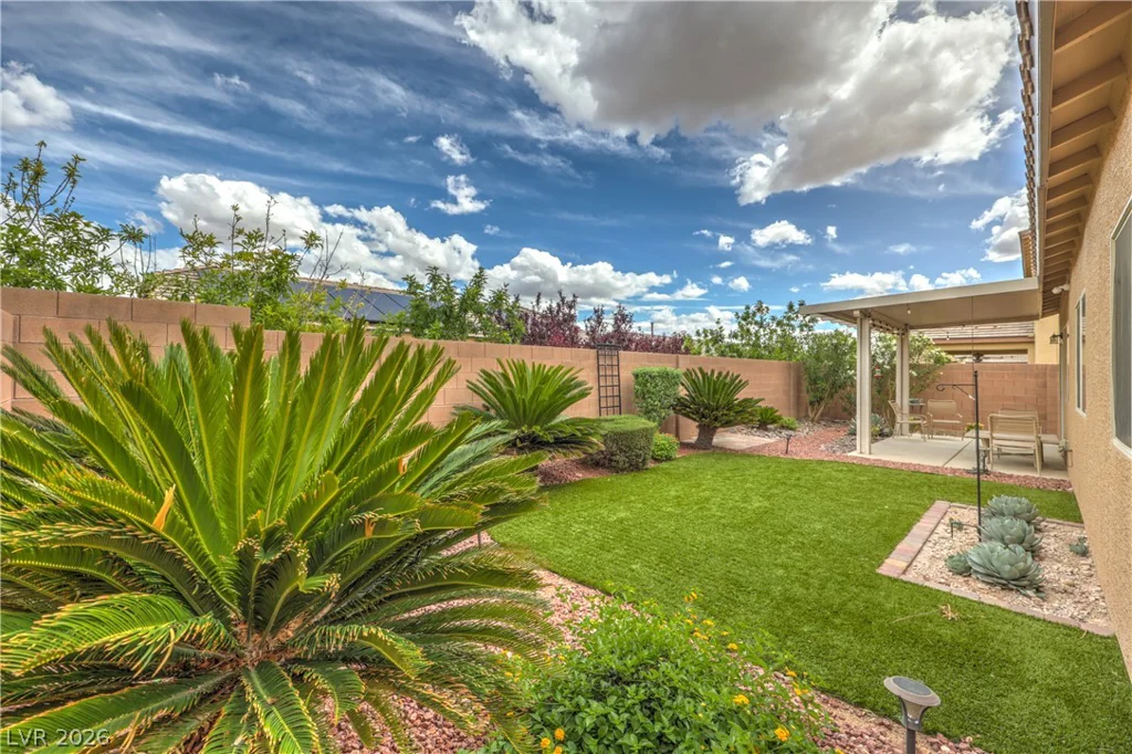 6426 Emerson Gardens, Las Vegas, NV 89166