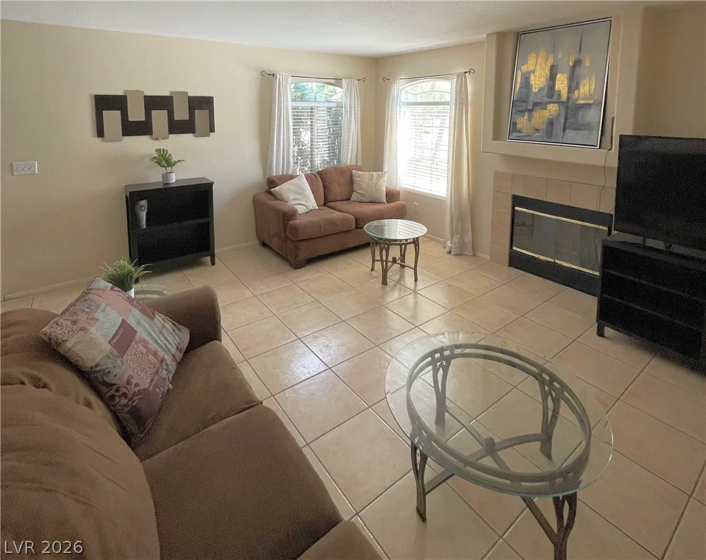 2760 Stargate, Las Vegas, NV 89108