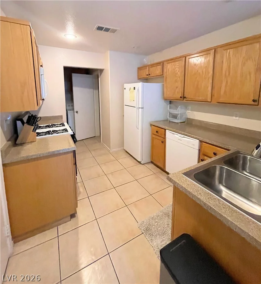 2760 Stargate, Las Vegas, NV 89108