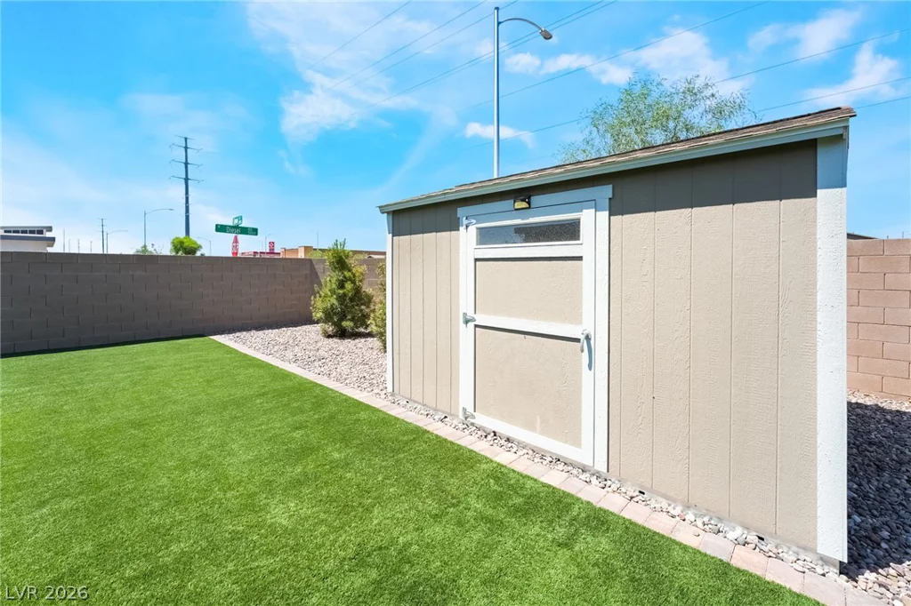 8663 Bench, Las Vegas, NV 89139