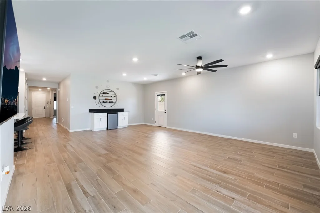 8663 Bench, Las Vegas, NV 89139